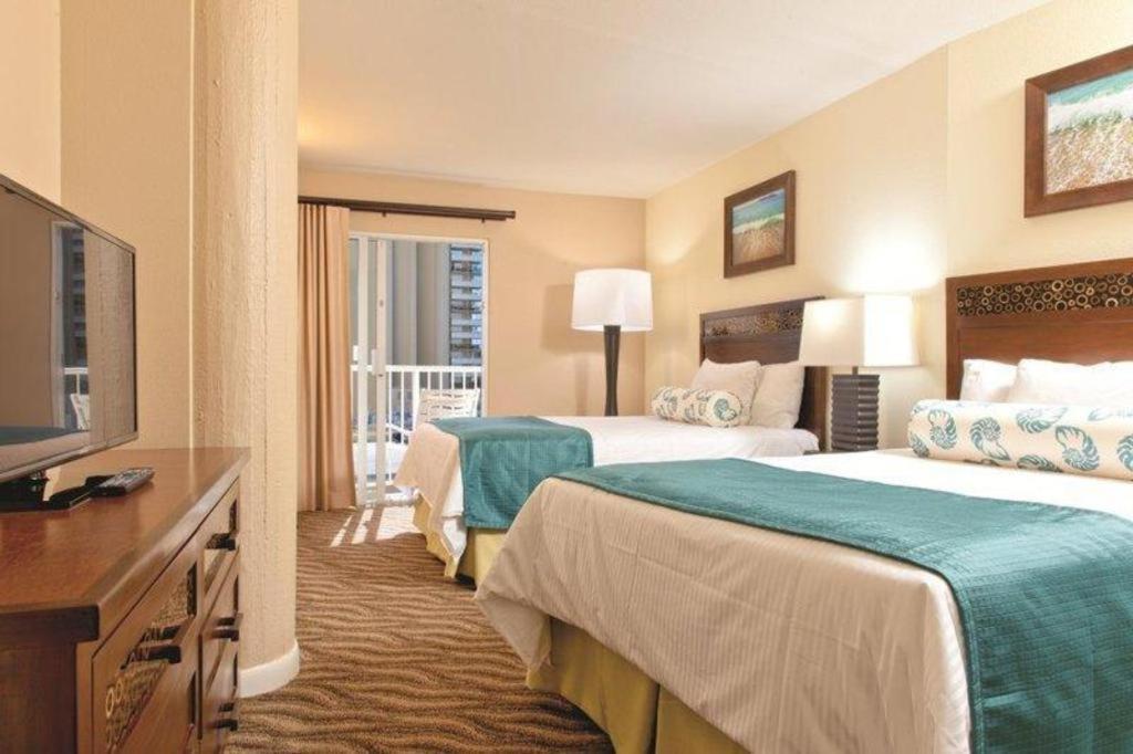 Club Wyndham At Waikiki Beach Walk Гонолулу Экстерьер фото