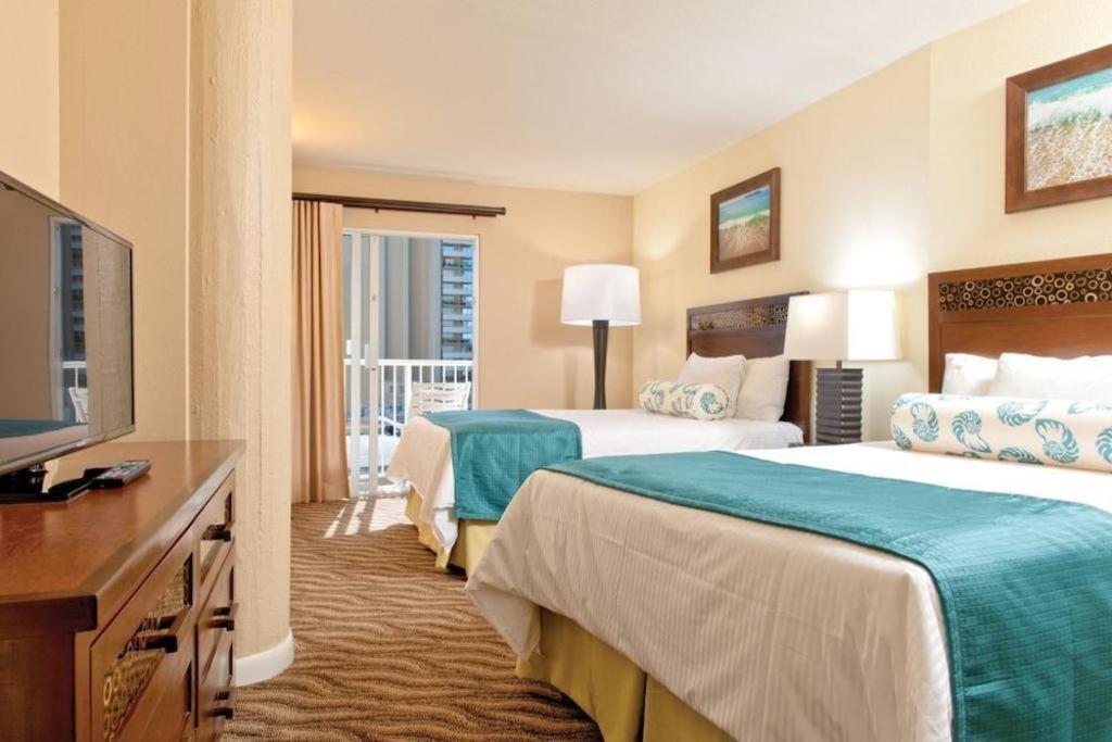 Club Wyndham At Waikiki Beach Walk Гонолулу Экстерьер фото