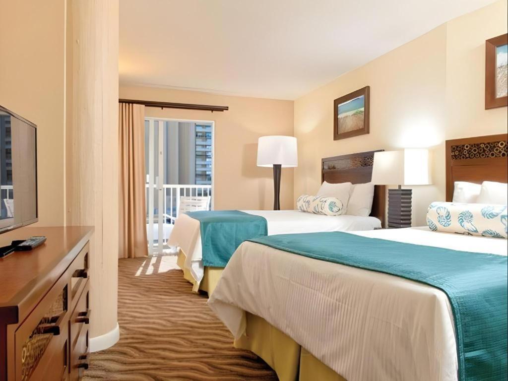 Club Wyndham At Waikiki Beach Walk Гонолулу Экстерьер фото