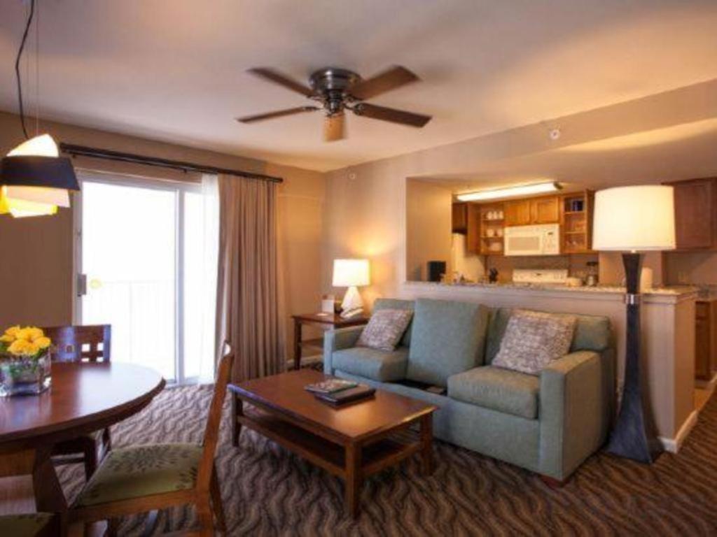 Club Wyndham At Waikiki Beach Walk Гонолулу Экстерьер фото