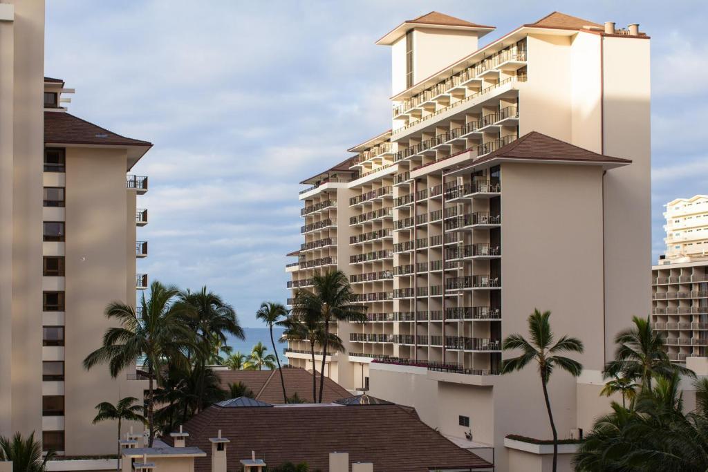 Club Wyndham At Waikiki Beach Walk Гонолулу Экстерьер фото