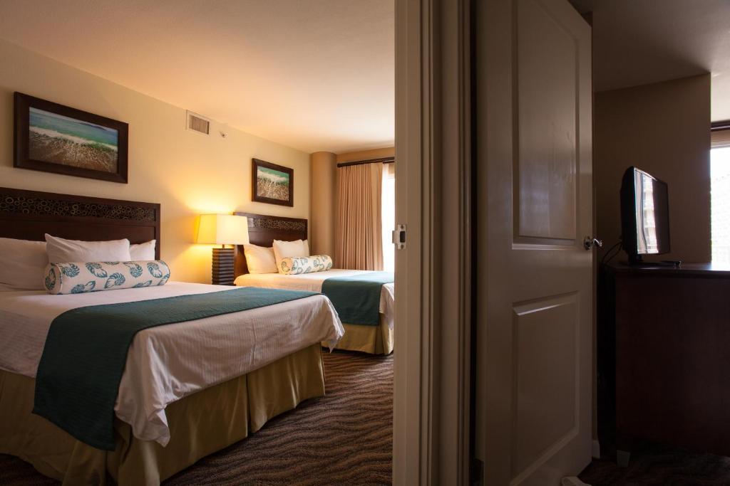 Club Wyndham At Waikiki Beach Walk Гонолулу Экстерьер фото